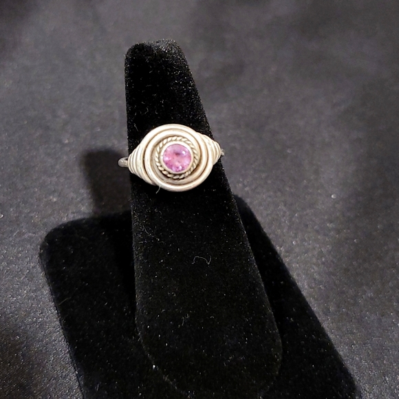 Lavender Amethyst & Sterling Silver Ring Sz 6.25 - Picture 1 of 5